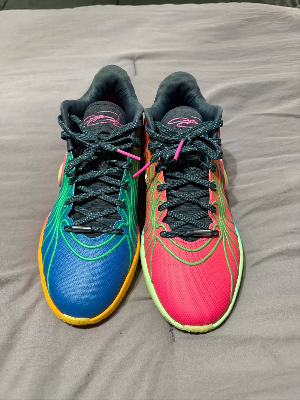 Nike Men's Multicolor Athletic Shoes - Blue & Pink Air zoom size 10.5